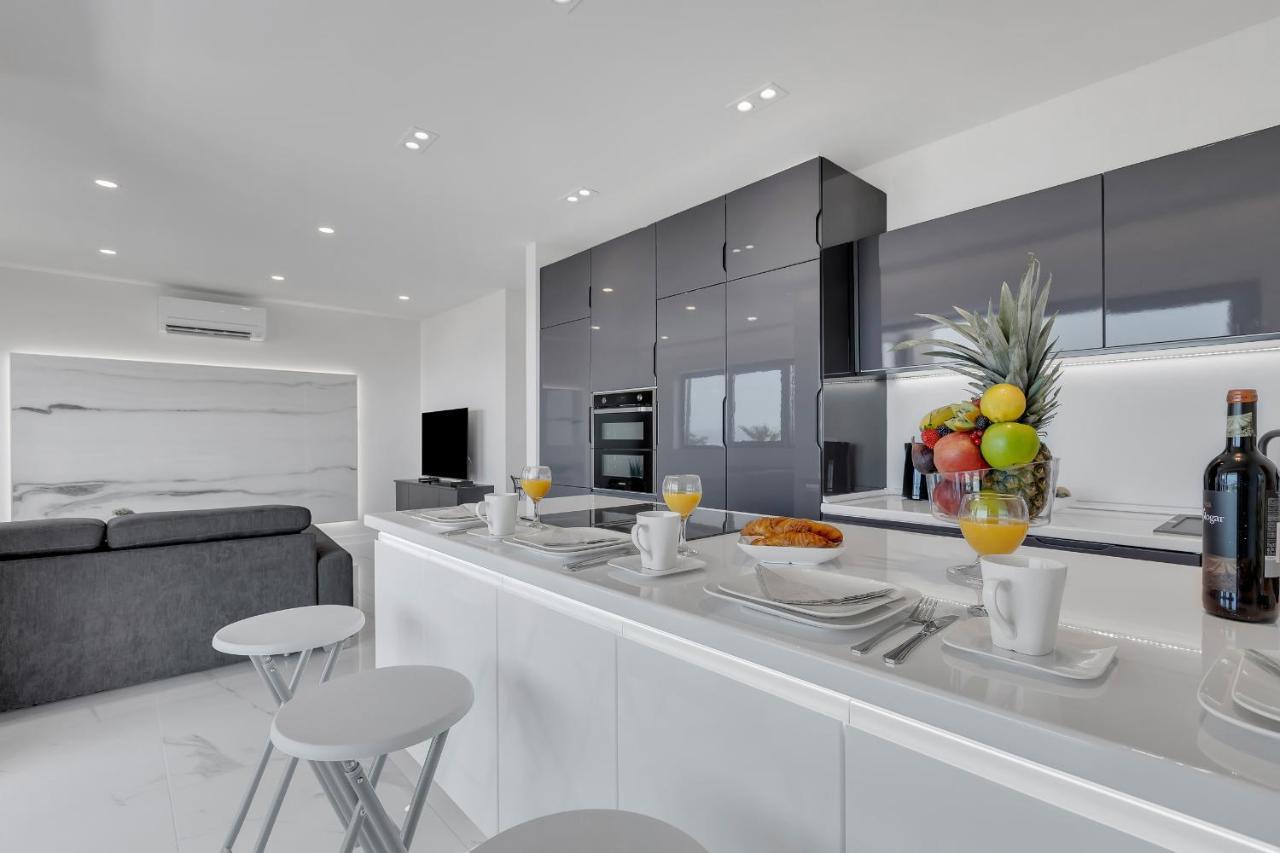 Luxury Seaview Apartment Dzenan Makarská Exteriér fotografie