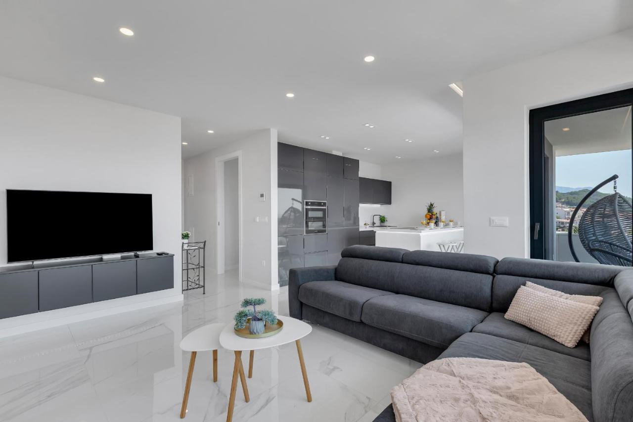 Luxury Seaview Apartment Dzenan Makarská Exteriér fotografie