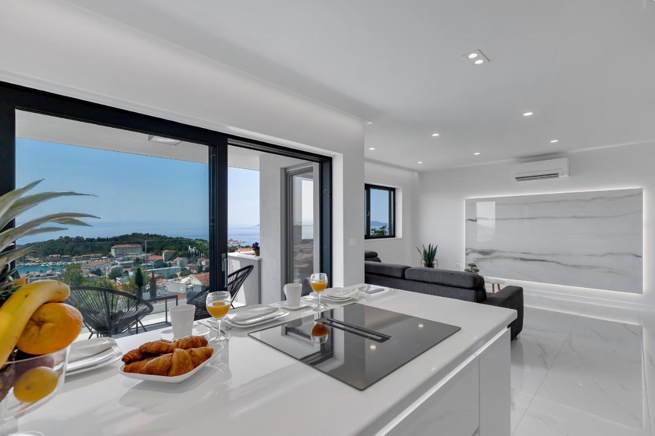 Luxury Seaview Apartment Dzenan Makarská Exteriér fotografie